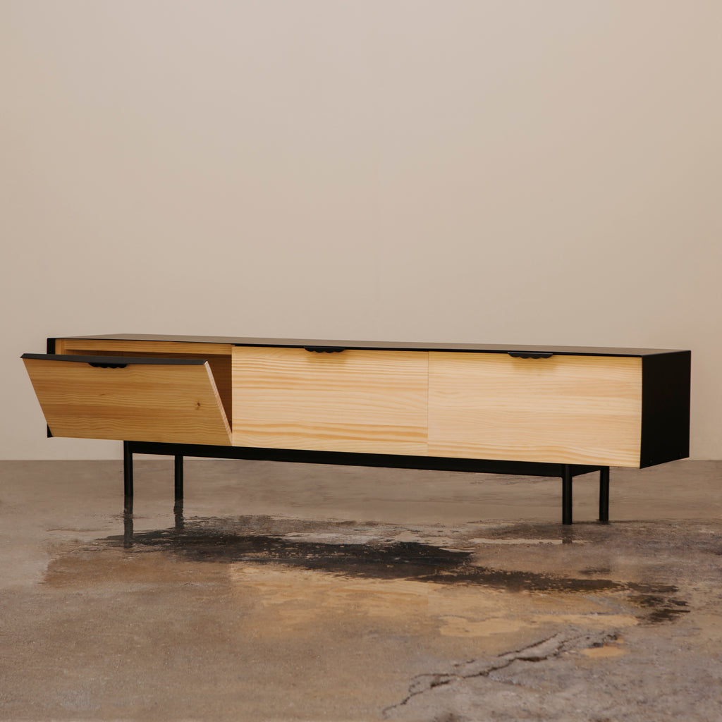 Cabinet Almagro 340