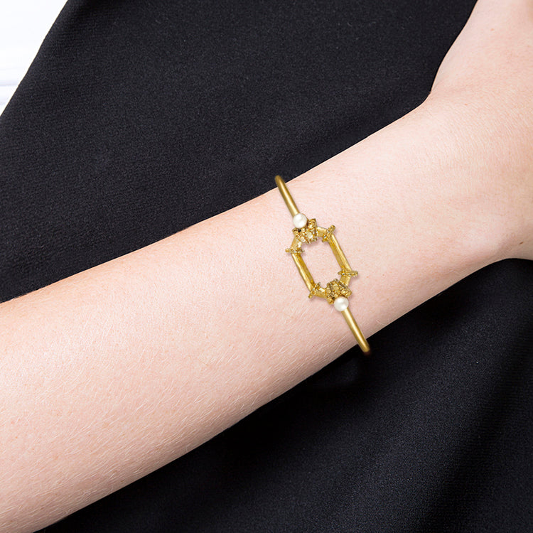 Petrine Fair Bracelet